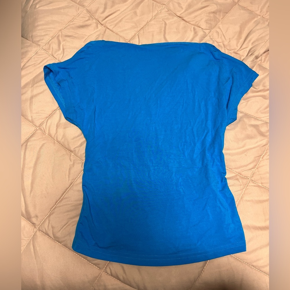 Backless Top - Picture 2 of 2